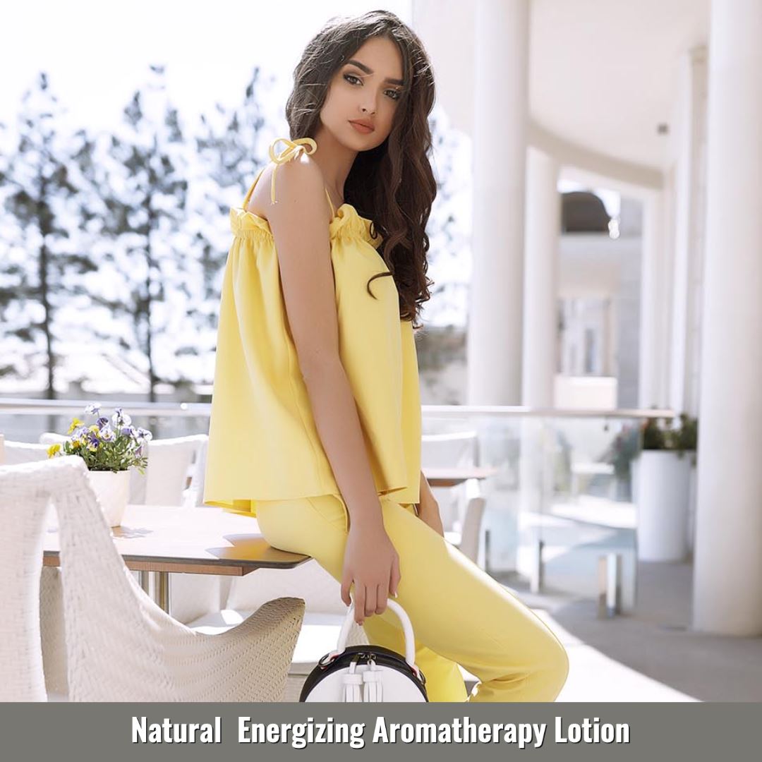 Natural  Energizing Aromatherapy Lotion With Lemongrass + Jasmine + Vetiver